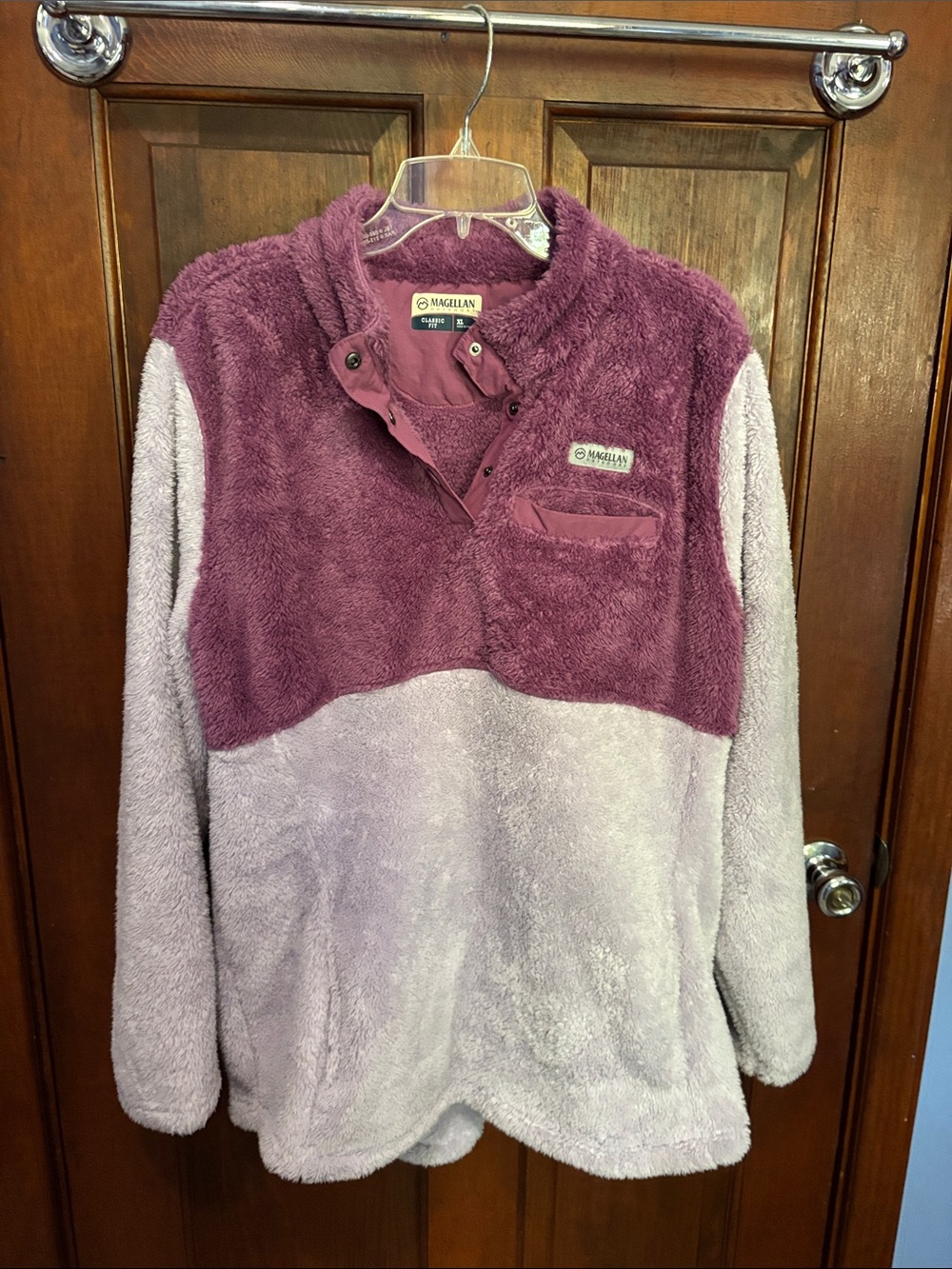 Magellan Outdoors Women's Two-Tone Plush Pullover - Mauve & Pale Lilac